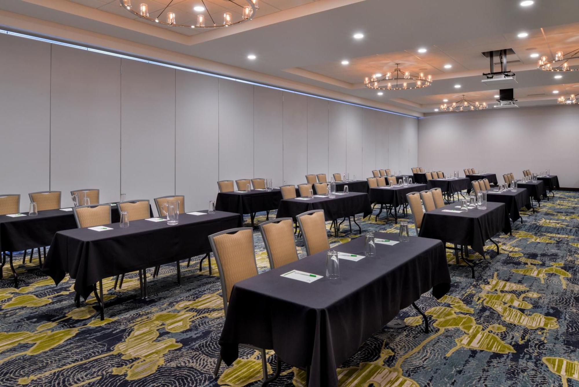 Holiday Inn Detroit Northwest - Livonia By Ihg Eksteriør billede