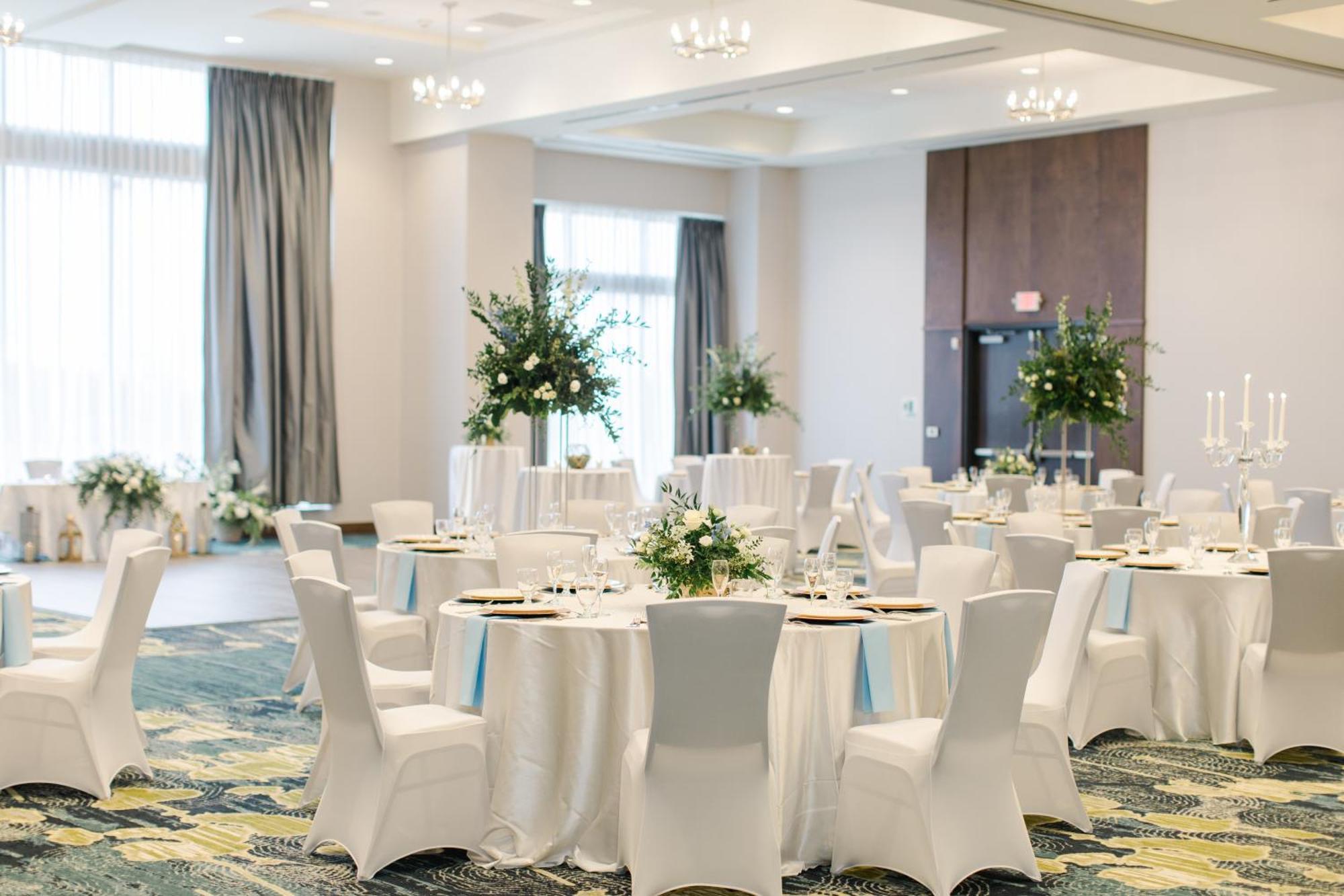 Holiday Inn Detroit Northwest - Livonia By Ihg Eksteriør billede