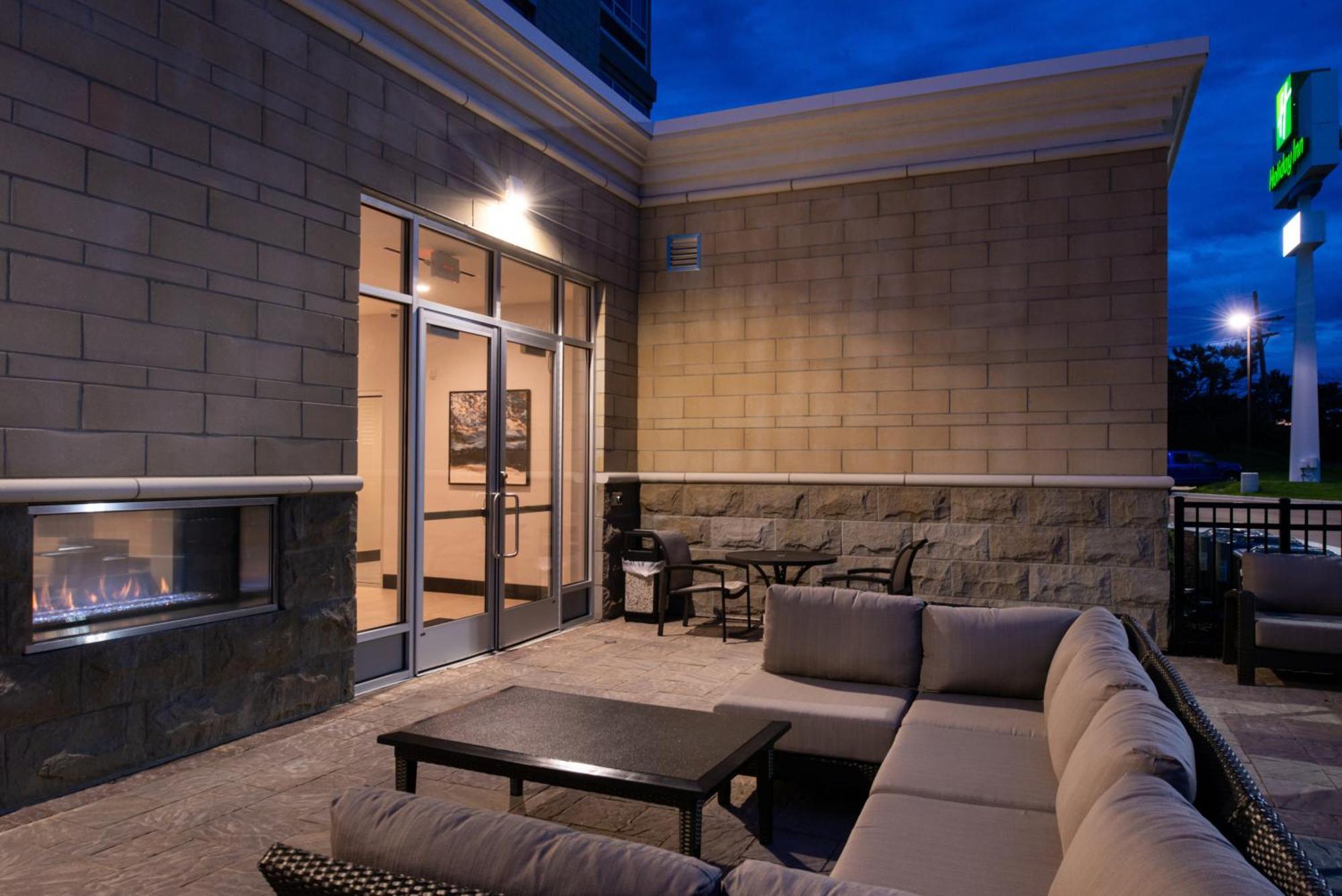 Holiday Inn Detroit Northwest - Livonia By Ihg Eksteriør billede