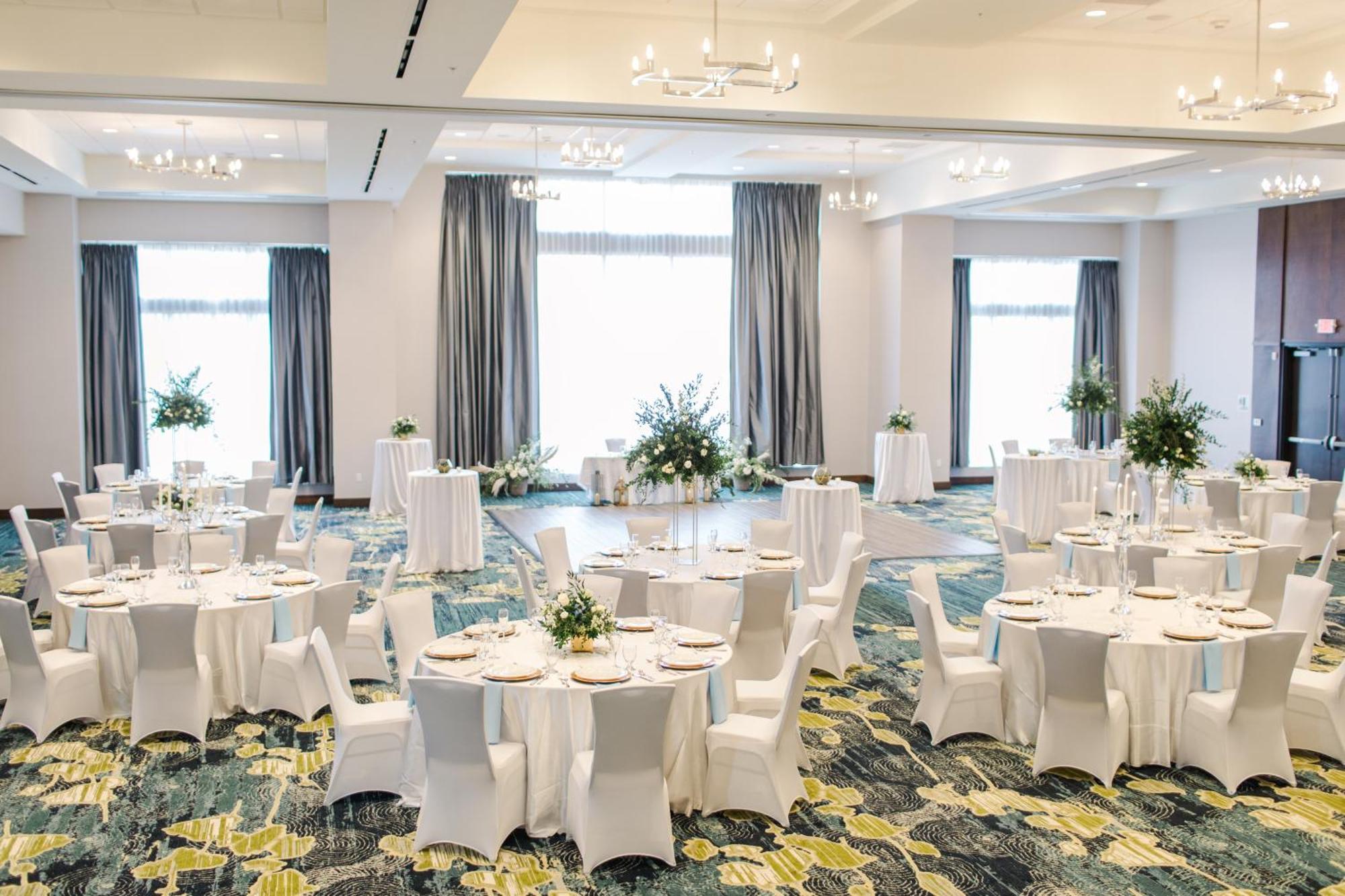 Holiday Inn Detroit Northwest - Livonia By Ihg Eksteriør billede